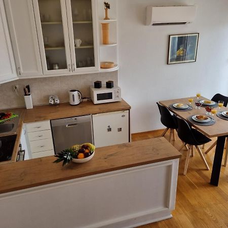 Apartment Lana Spalato Esterno foto