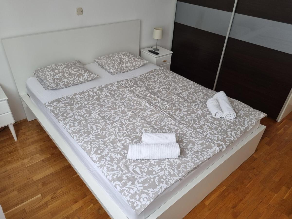 Apartment Lana Spalato Esterno foto