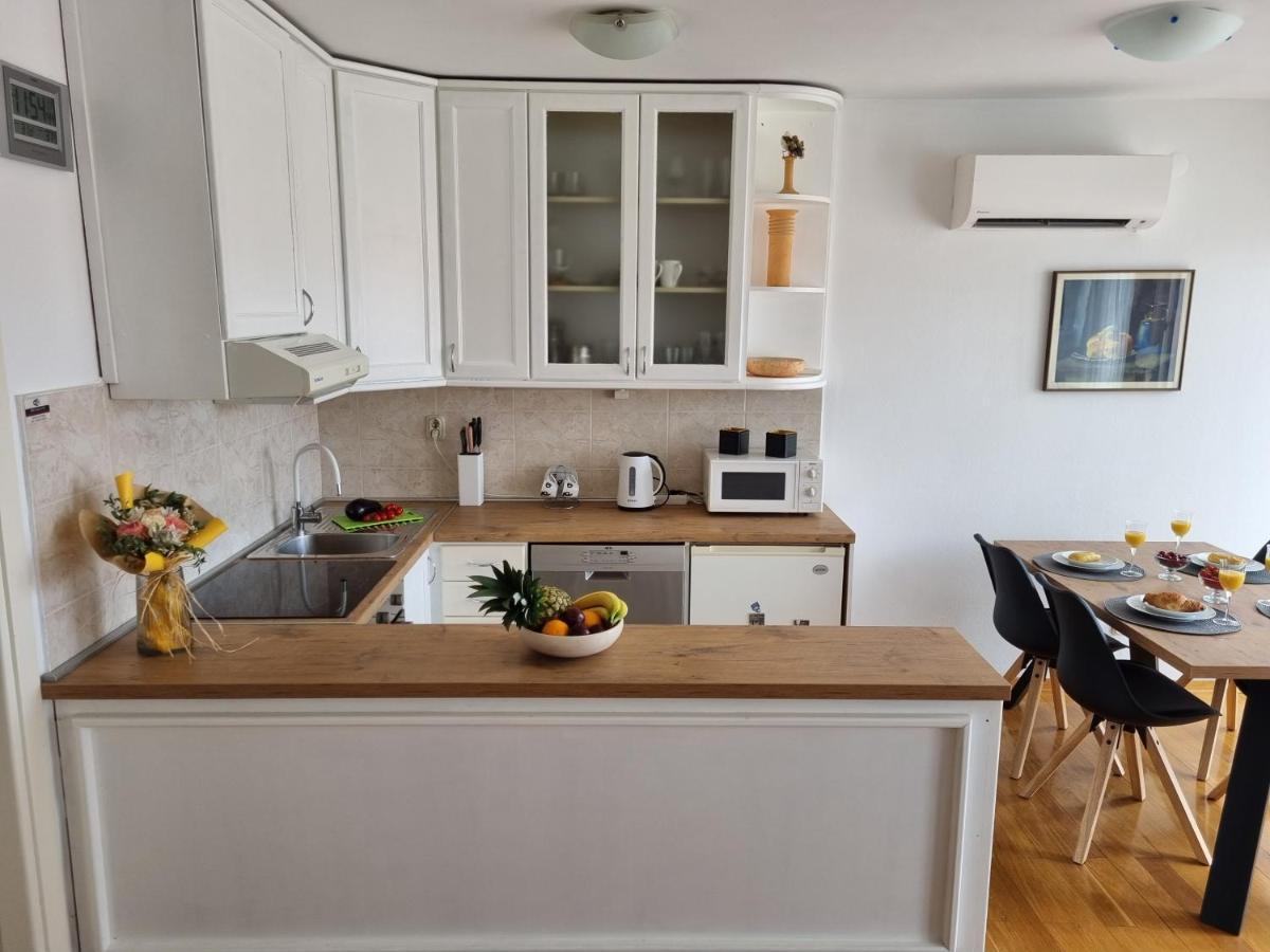 Apartment Lana Spalato Esterno foto